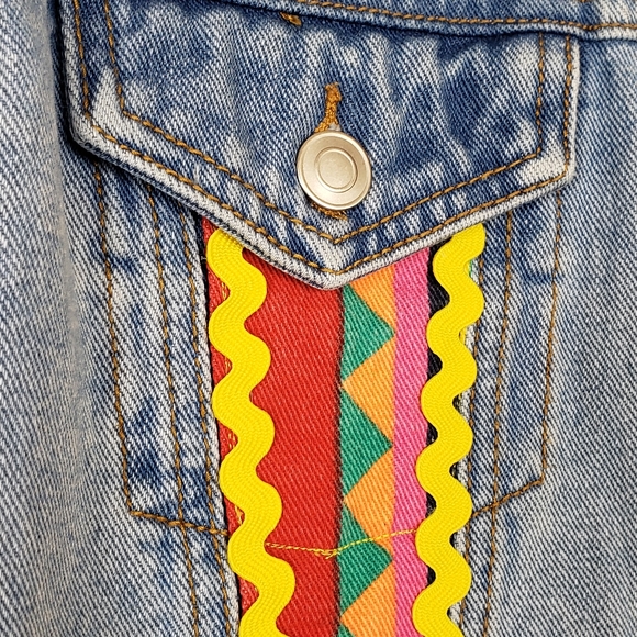 Custom Salt-n-Pepa Inspired Denim Cropped Jacket Size Medium / Large - Picture 12 of 16